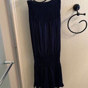 Blu-ray on sleeveless dress